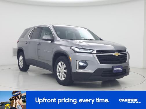 Gray 2023 Chevrolet Traverse LS