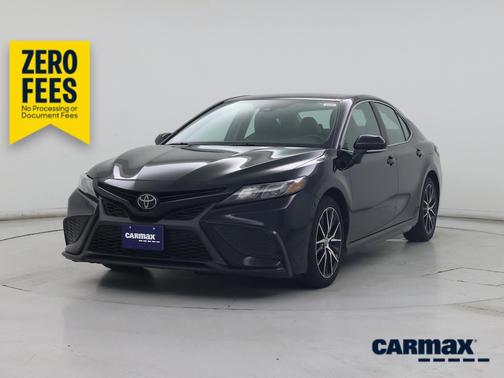Black 2023 Toyota Camry SE