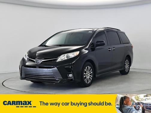 2018 Toyota Sienna XLE