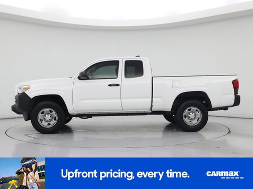 White 2018 Toyota Tacoma SR