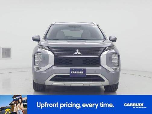 Silver 2023 Mitsubishi Outlander PHEV SEL
