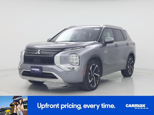 Silver 2023 Mitsubishi Outlander PHEV SEL