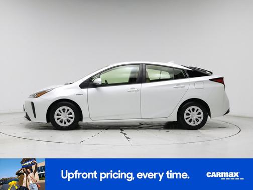 2022 Toyota Prius LE