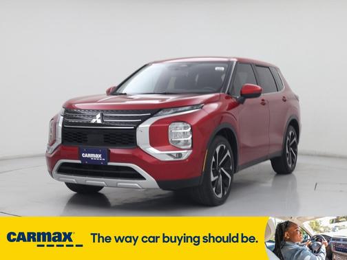 2023 Mitsubishi Outlander SE