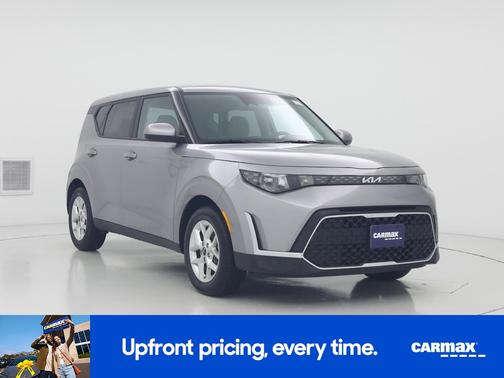 Gray 2025 Kia Soul LX