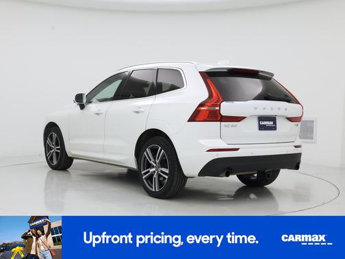 2020 Volvo XC60 T5 Momentum
