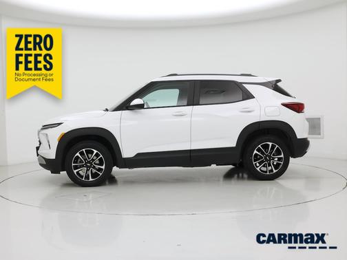 White 2024 Chevrolet Trailblazer LT