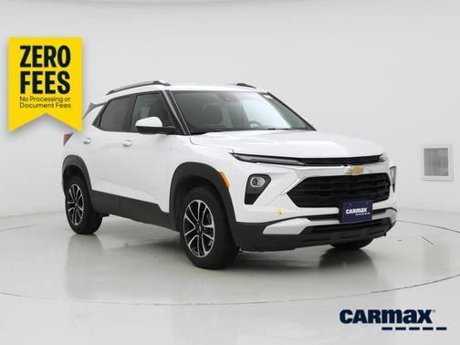 White 2024 Chevrolet Trailblazer LT