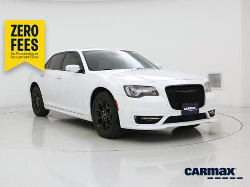 White 2023 Chrysler 300 Touring L