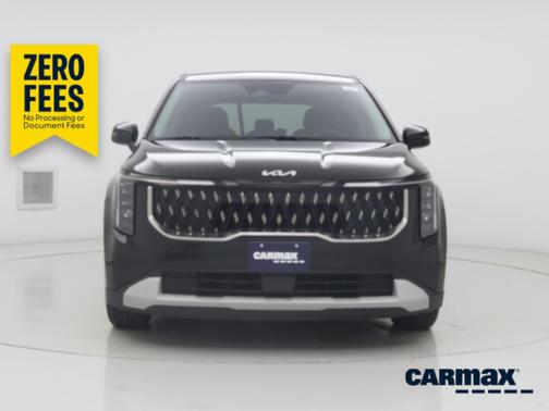 Black 2025 Kia Carnival LXS