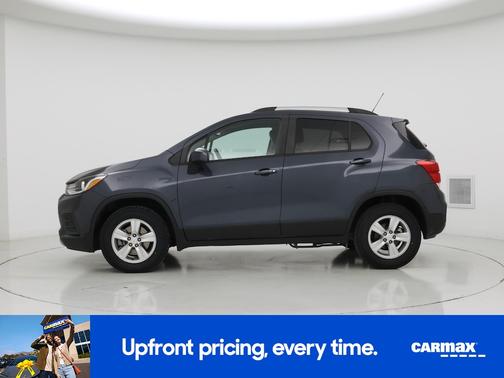 Gray 2022 Chevrolet Trax LT