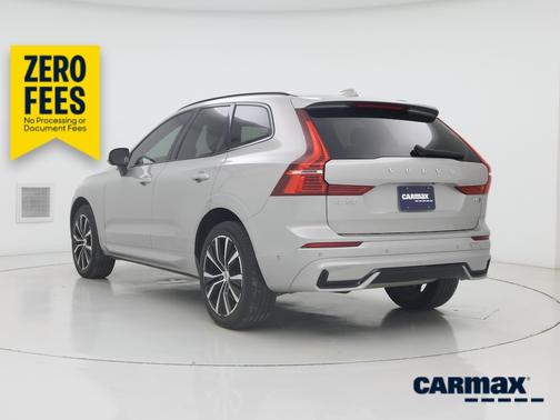 Gray 2023 Volvo XC60 B5 Plus Dark Theme