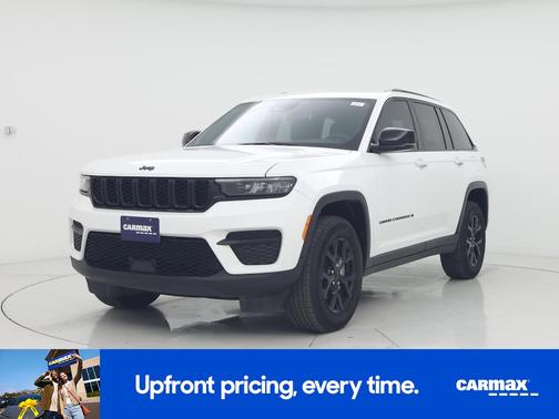 White 2024 Jeep Grand Cherokee Altitude X