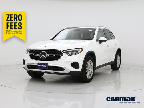 White 2025 Mercedes-Benz GLC 300