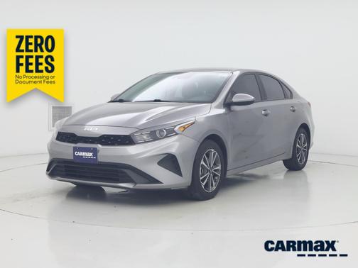 Gray 2024 Kia Forte LXS