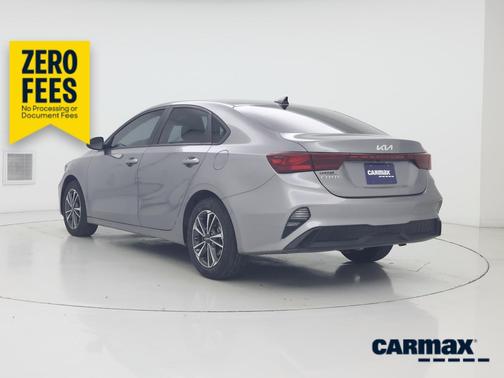 Gray 2024 Kia Forte LXS