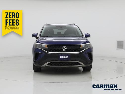 Blue 2022 Volkswagen Taos SE