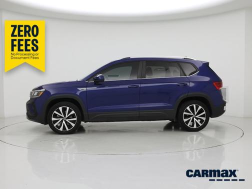 Blue 2022 Volkswagen Taos SE