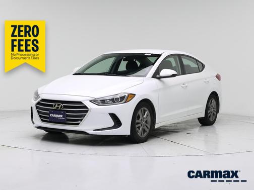 White 2018 Hyundai ELANTRA SEL