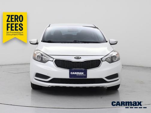 White 2016 Kia Forte LX