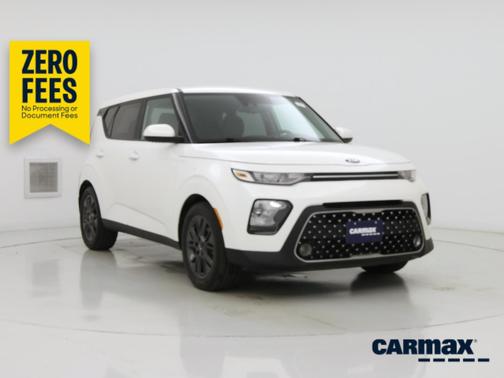 White 2021 Kia Soul EX