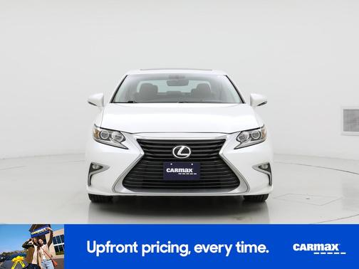 White 2016 Lexus ES 350