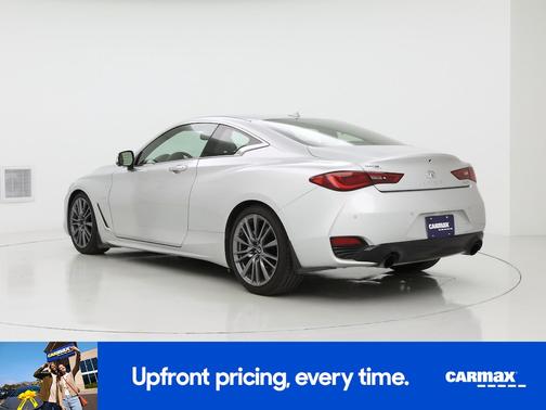 2017 INFINITI Q60 Sport