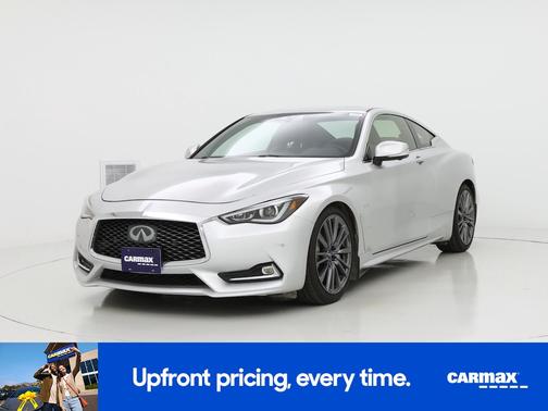 2017 INFINITI Q60 Sport