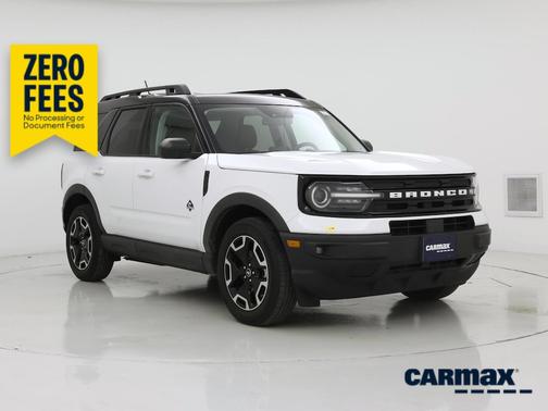 White 2023 Ford Bronco Sport Outer Banks