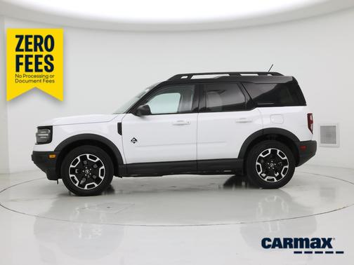 White 2023 Ford Bronco Sport Outer Banks