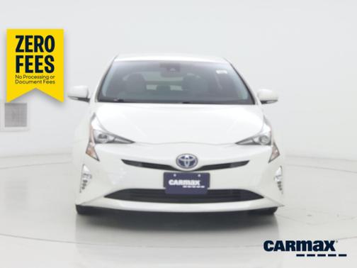 White 2017 Toyota Prius Four Touring