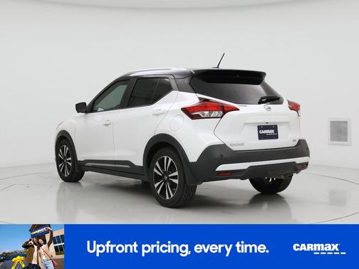 White 2020 Nissan Kicks SR
