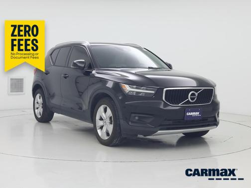 Black 2021 Volvo XC40 T5 Momentum