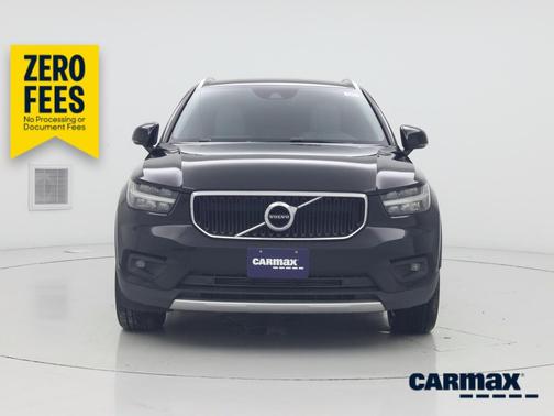 Black 2021 Volvo XC40 T5 Momentum