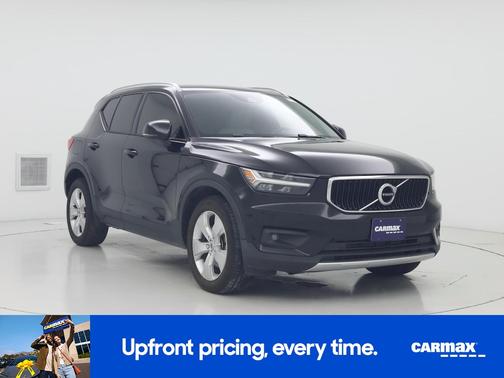Black 2021 Volvo XC40 T5 Momentum