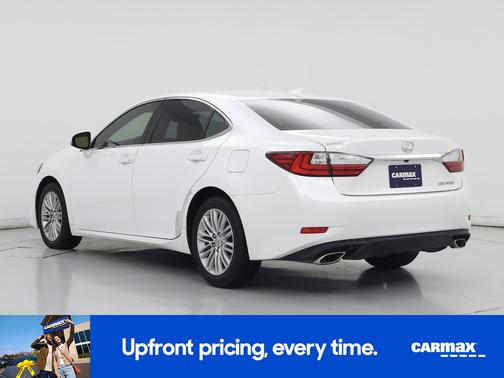White 2017 Lexus ES 350