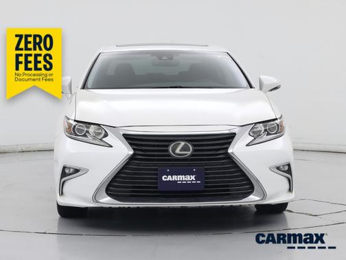 White 2017 Lexus ES 350