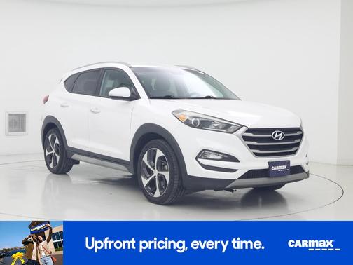 White 2017 Hyundai TUCSON Sport
