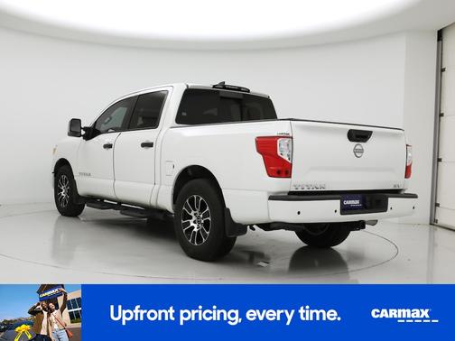 White 2023 Nissan Titan SV