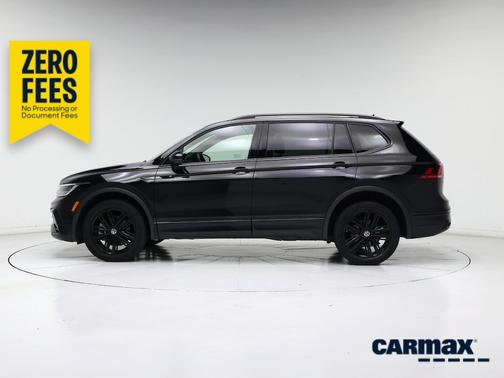 Black 2022 Volkswagen Tiguan SE R-Line Black