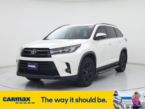 2019 Toyota Highlander SE