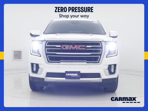 White 2024 GMC Yukon XL SLT