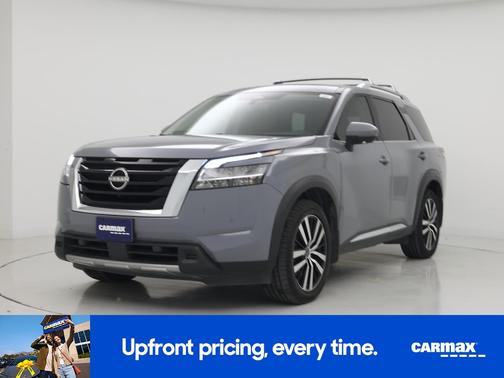 Gray 2023 Nissan Pathfinder Platinum