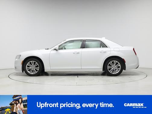 2019 Chrysler 300 Touring