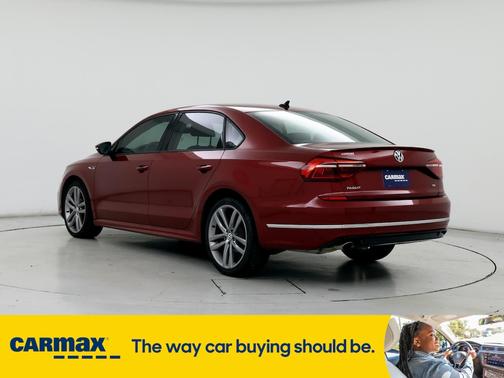 2018 Volkswagen Passat R-Line