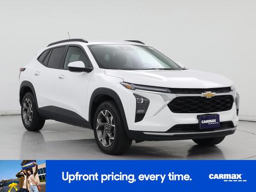 White 2025 Chevrolet Trax LT