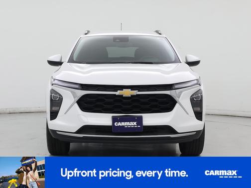 White 2025 Chevrolet Trax LT