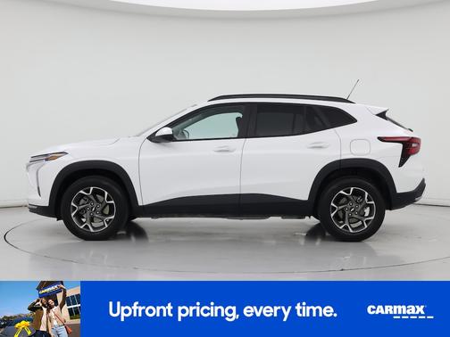 White 2025 Chevrolet Trax LT