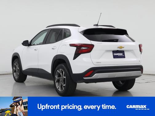 White 2025 Chevrolet Trax LT