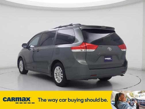 2014 Toyota Sienna XLE